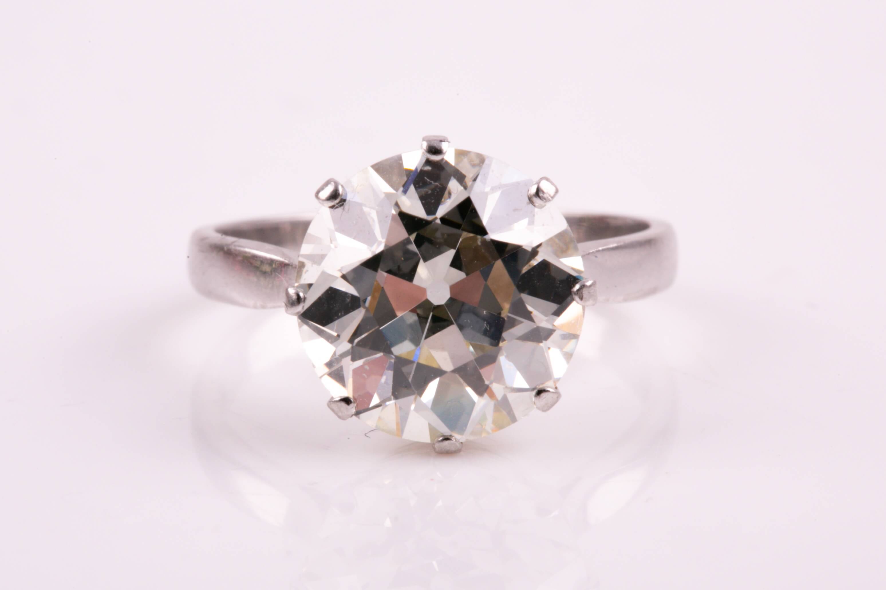 An Impressive Diamond Solitaire Ring