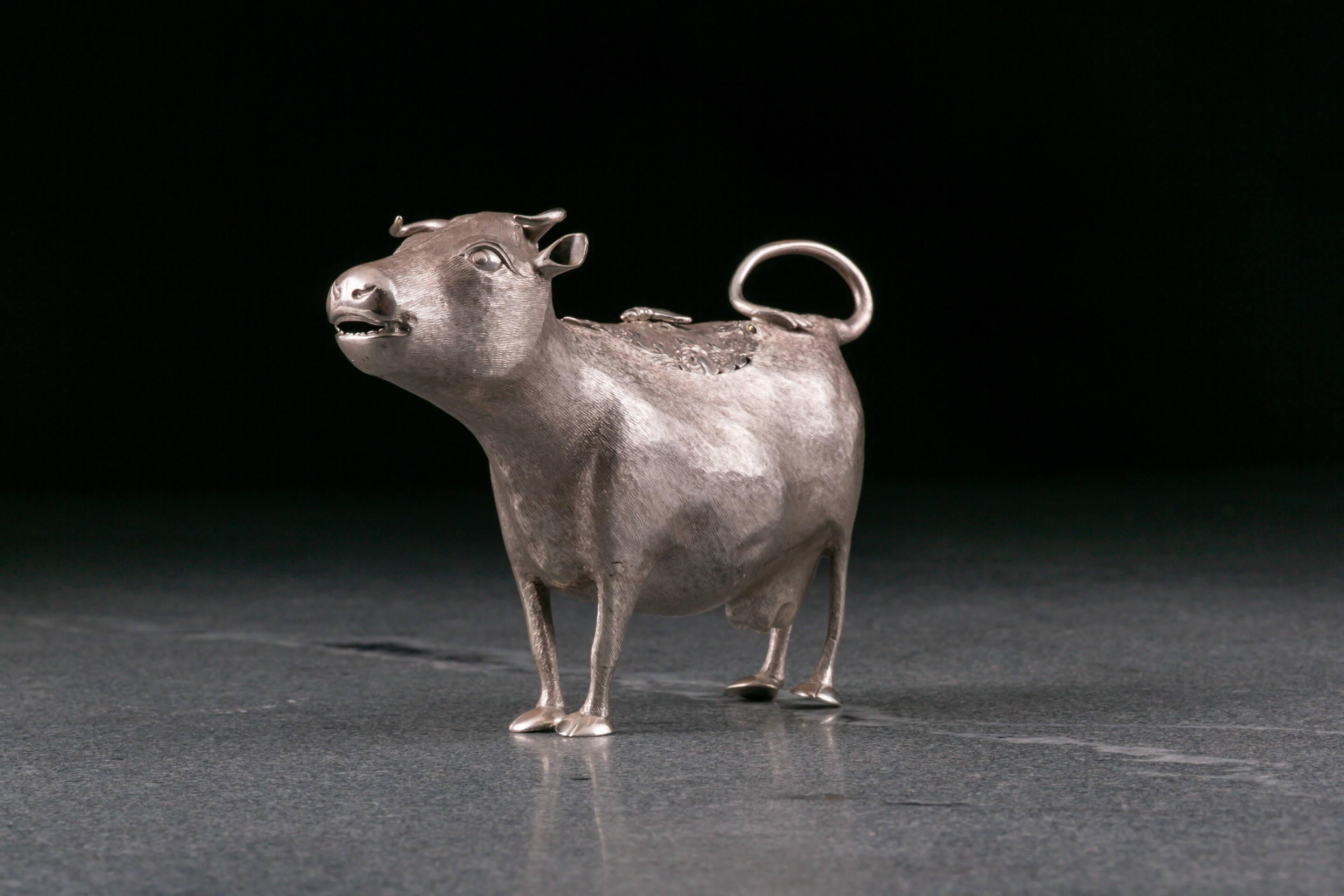 A George III silver cow creamer