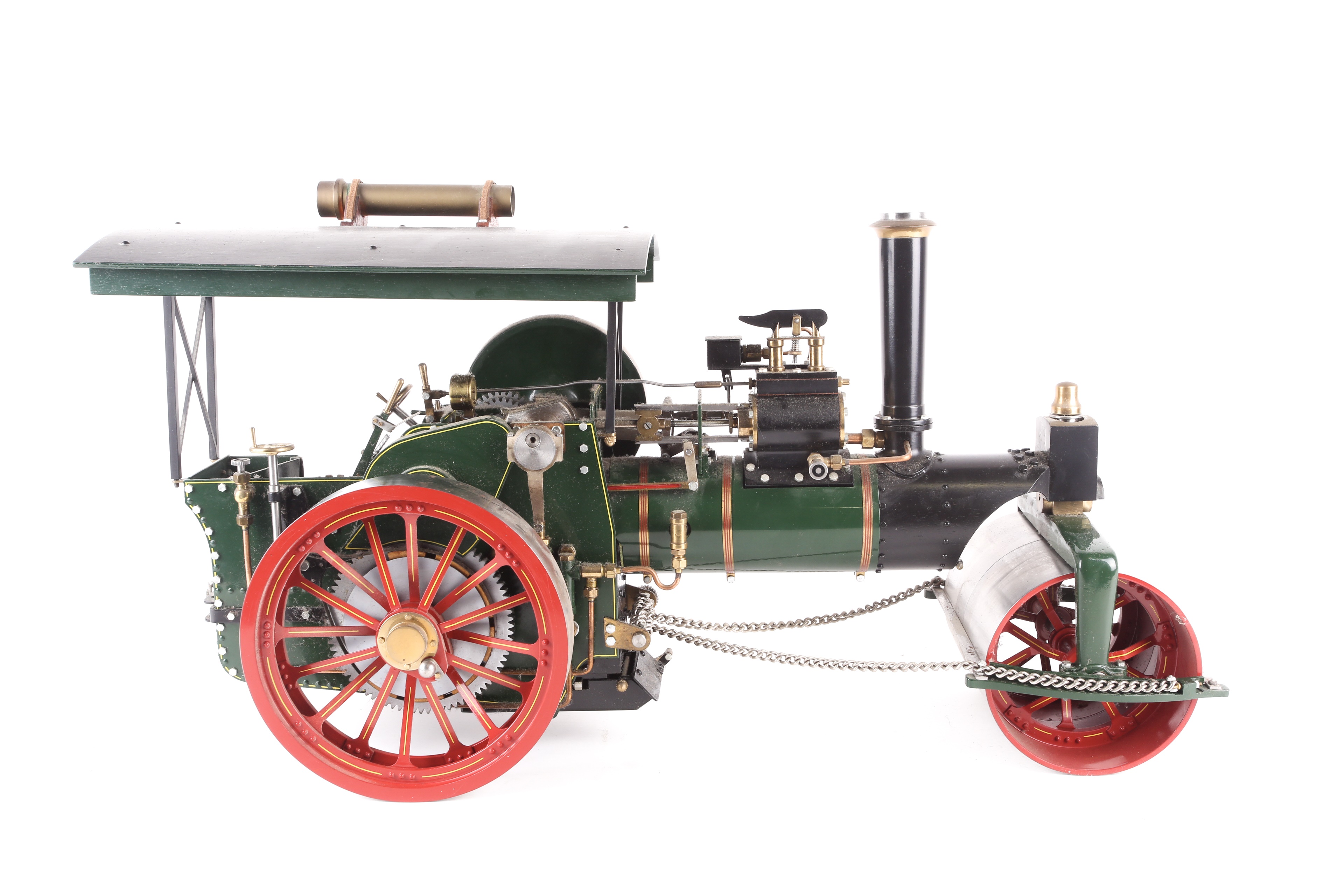 Maxwell-Hemmens, an 1" live steam scale model of a steam roller 