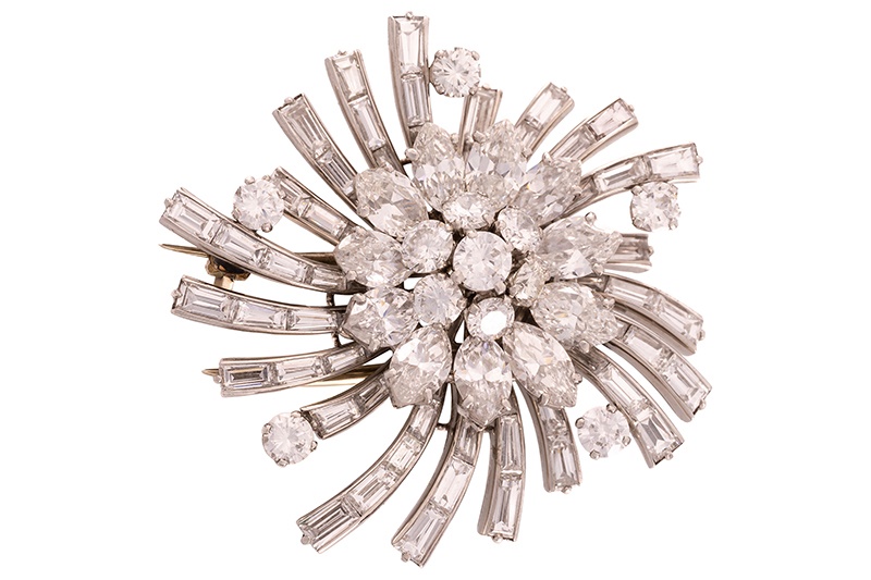 Van Cleef & Arpels - A floral spray brooch set with diamonds