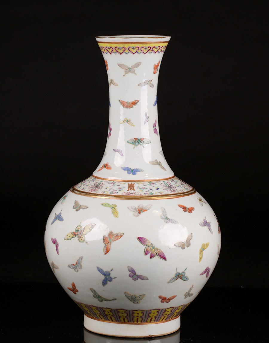 A Chinese butterfly vase