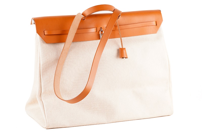 An Expert Names 5 Handbags That Retain Their Resale Value