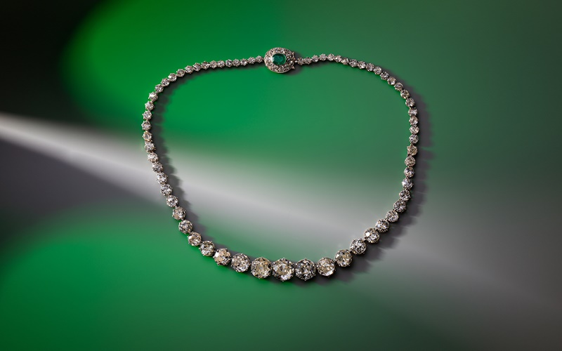 Sell Your Necklace with Dawsons