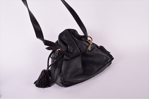 Lot 360 - A Mulberry satchel bag in brown leather along...
