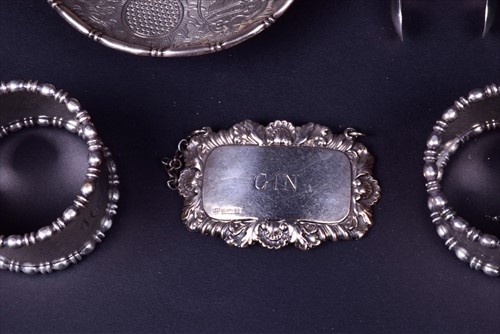 Lot 392 - A collection of miscellaneous English silver...