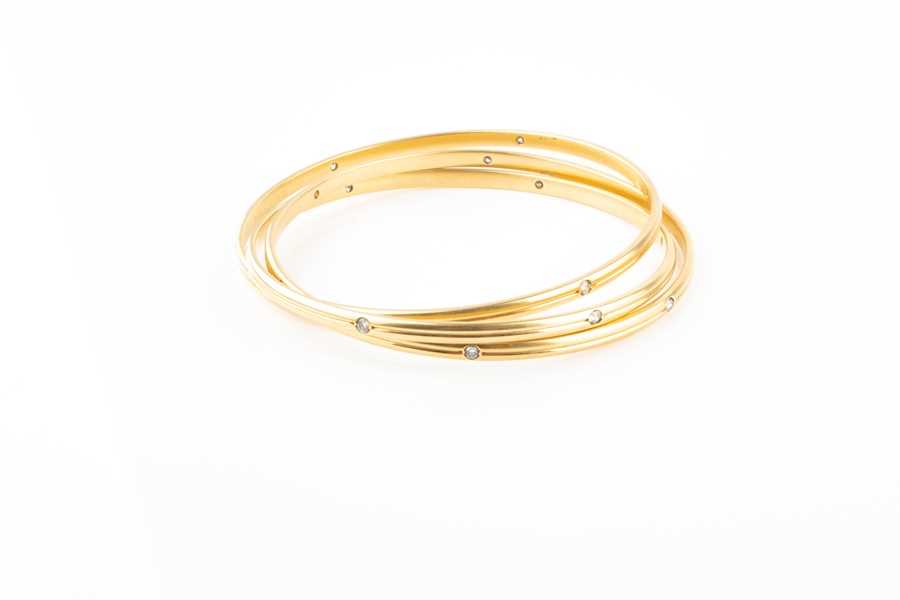 Lot 362 - Cartier. An 18ct yellow gold and diamond...