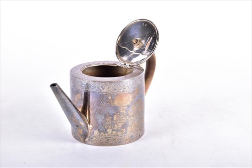 Lot 452 - A George III small silver teapot London 1797,...