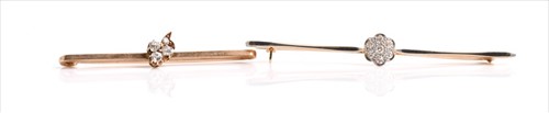 Lot 678 - A 15ct yellow gold and diamondÂ barÂ brooch...