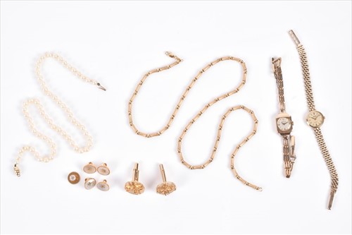 Lot 528 - A set of four 9ct yellow gold and...