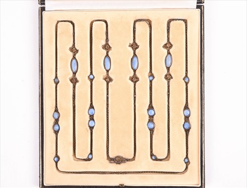 Lot 539 - A fine Arts & Crafts silver sautoir with gilt...