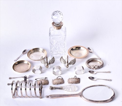 Lot 459 - A small collection of miscellaneous silver to...