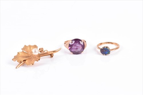 Lot 589 - An Egyptian yellow gold and synthetic corundum...
