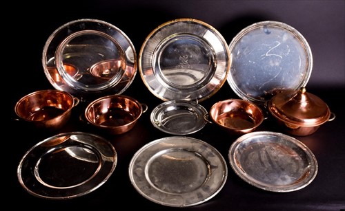 Lot 496 - A collection of six silver plated platters to...
