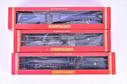 Lot 282 - Three boxed Hornby Railway locomotives and...