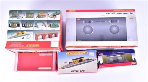 Lot 292 - A collection of four boxed Hornby Railways OO...