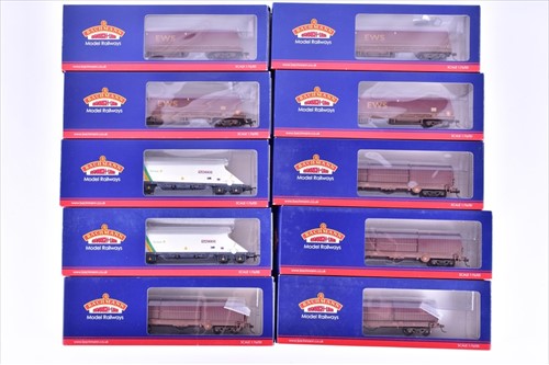 Lot 290 - Ten boxed Bachmann Branch-Line items of OO...