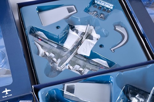 Lot 202 - A group of eight Corgi Aviation Archive boxed '...