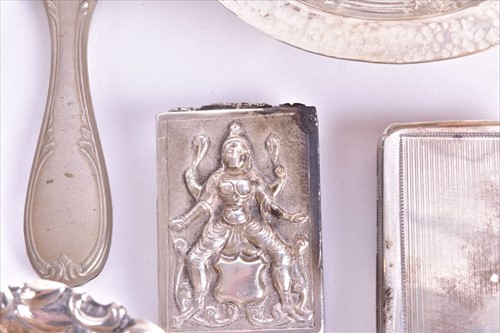 Lot 453 - A small collection of novelty silver pieces to...