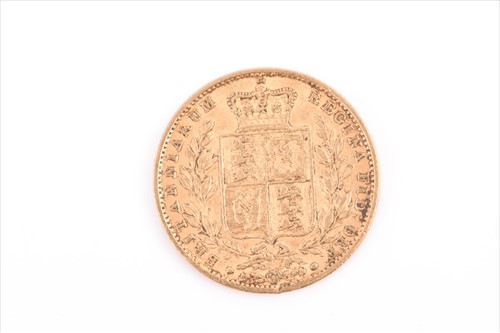 Lot 367 - A Queen Victoria Young Head sovereign with...
