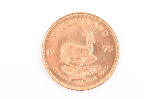 Lot 382 - A South Africa 1975 KrugerrandÂ  1oz fine gold.