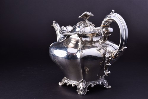 Lot 362 - A Victorian silver teapot London 1845, by...