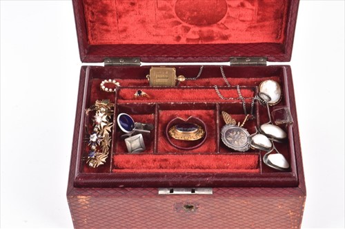 Lot 611 - A yellow metal and amethyst brooch set with an...