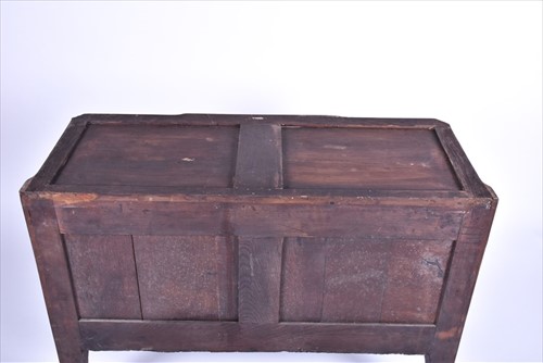 Lot 14 - An 18th century French kingwood and parquetry...