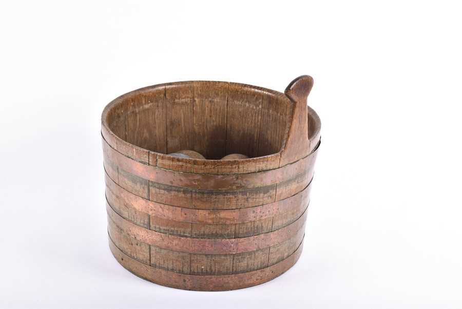 Lot 7 - An unusual 19th century coopered barrel/bucket...