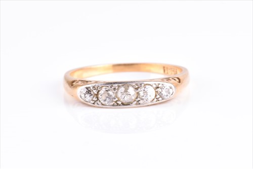 Lot 526 - A late 19th / early 20th century 18ct yellow...