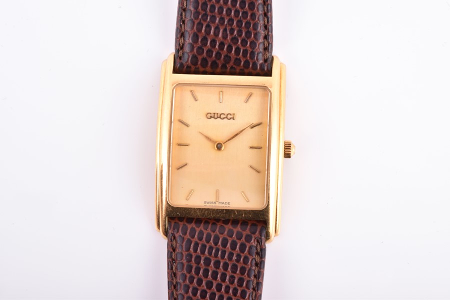 GUCCI バンデュー ブラウンレザー 時計 Amazon.co.jp: [グッチ] 腕時計 1921 ホワイト 文字盤 カーフ革