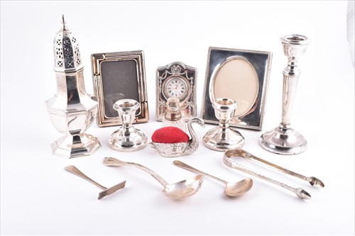Lot 465 - A small collection of miscellaneous silver to...