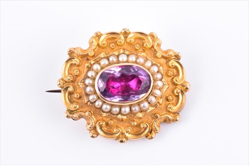 Lot 639 - A mid Victorian yellow gold, amethyst, and...