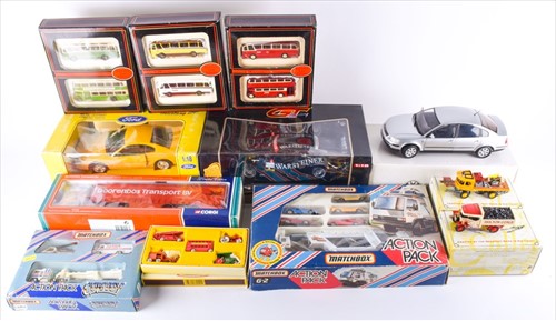 Lot 224 - A mixed group of boxed diecast vehiclesÂ  to...