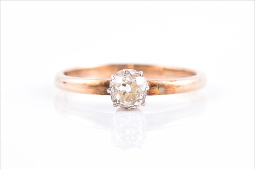 Lot 655 - A 9ct yellow gold and old-cut diamond ring set...