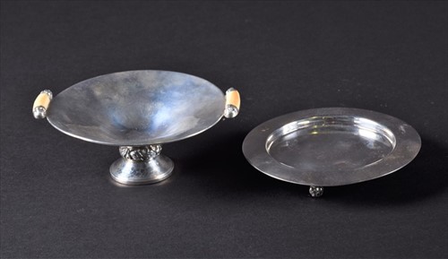 Lot 481 - A Charles Boyton Art Deco silver tazza and a...