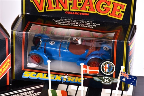 Lot 266 - A good collection of vintage Scalextric boxed...