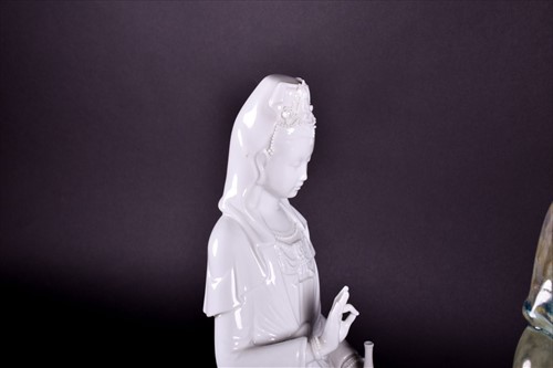 Lot 248 - Two Lladro porcelain models of 'Kwan Yin'...