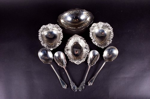 Lot 485 - A pair of George V silver servers Birmingham...
