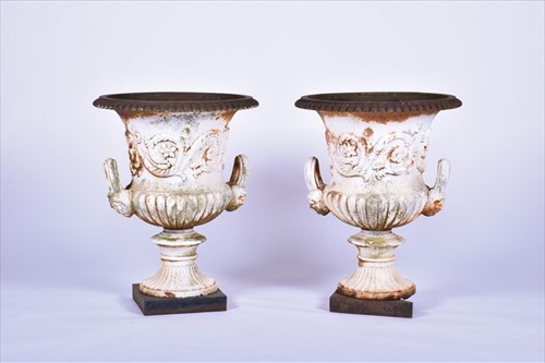 Lot 232 - A large pair of Classical style garden Medici...