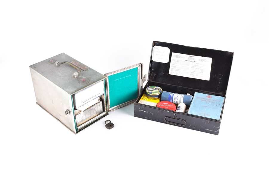 Lot 586 - A mid-20th century French field medical set...
