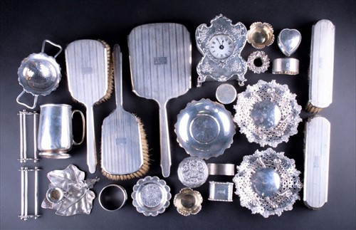 Lot 360 - A large group of mixed silver and silver...