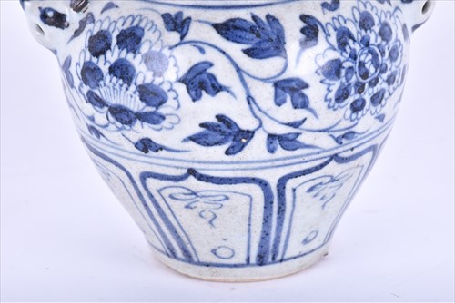 Lot 151 - A Chinese blue and white porcelain vase...