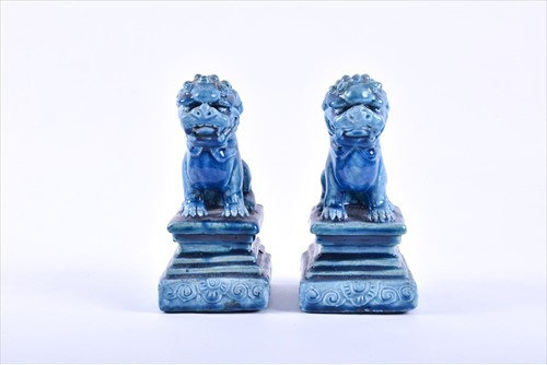 Lot 152 - A pair of 18th century Chinese ceramic foo...