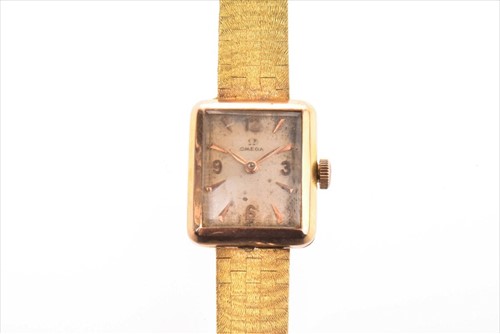 Lot 336 - An Omega 14ct rose gold ladies mechanical...