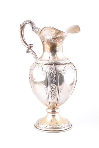 Lot 389 - An early 20th century Italian silver ewer the...