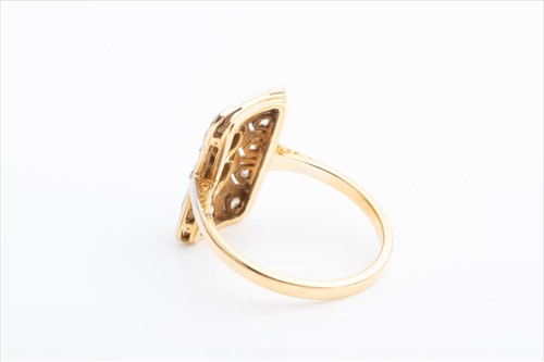 Lot 592 - A diamond plaque ring in the Art Deco taste,...