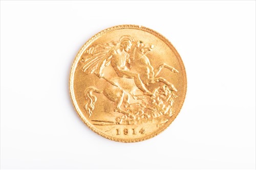 Lot 303 - A George V 1914 half sovereign