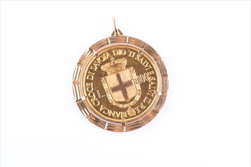 Lot 473 - An Italian 100 lire gold coin pendant the coin...