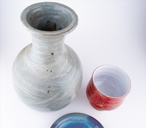 Lot 237 - A Charles Vyse (Chelsea) Chun glaze ceramic...