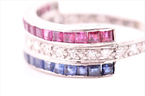 Lot 732 - An unusual early to mid 20th century diamond,...